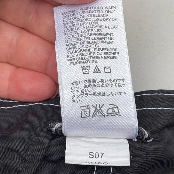 The North Face Black Swim Board Shorts- Size 4 - Picture 7 of 11